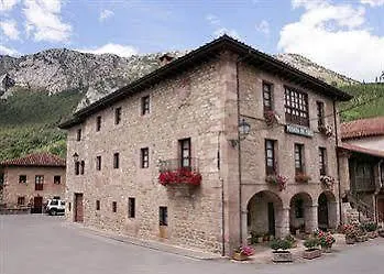 De Fidel 3* Puentenansa